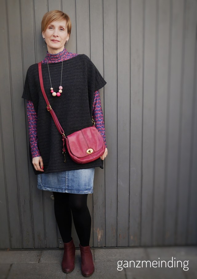 Poncho Victoria Swafing 02 ganzmeinding