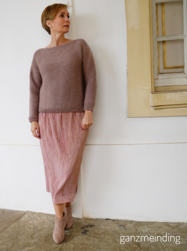 Plisseerock und Dalston Sweater von We are knitters genäht von ganzmeinding 08