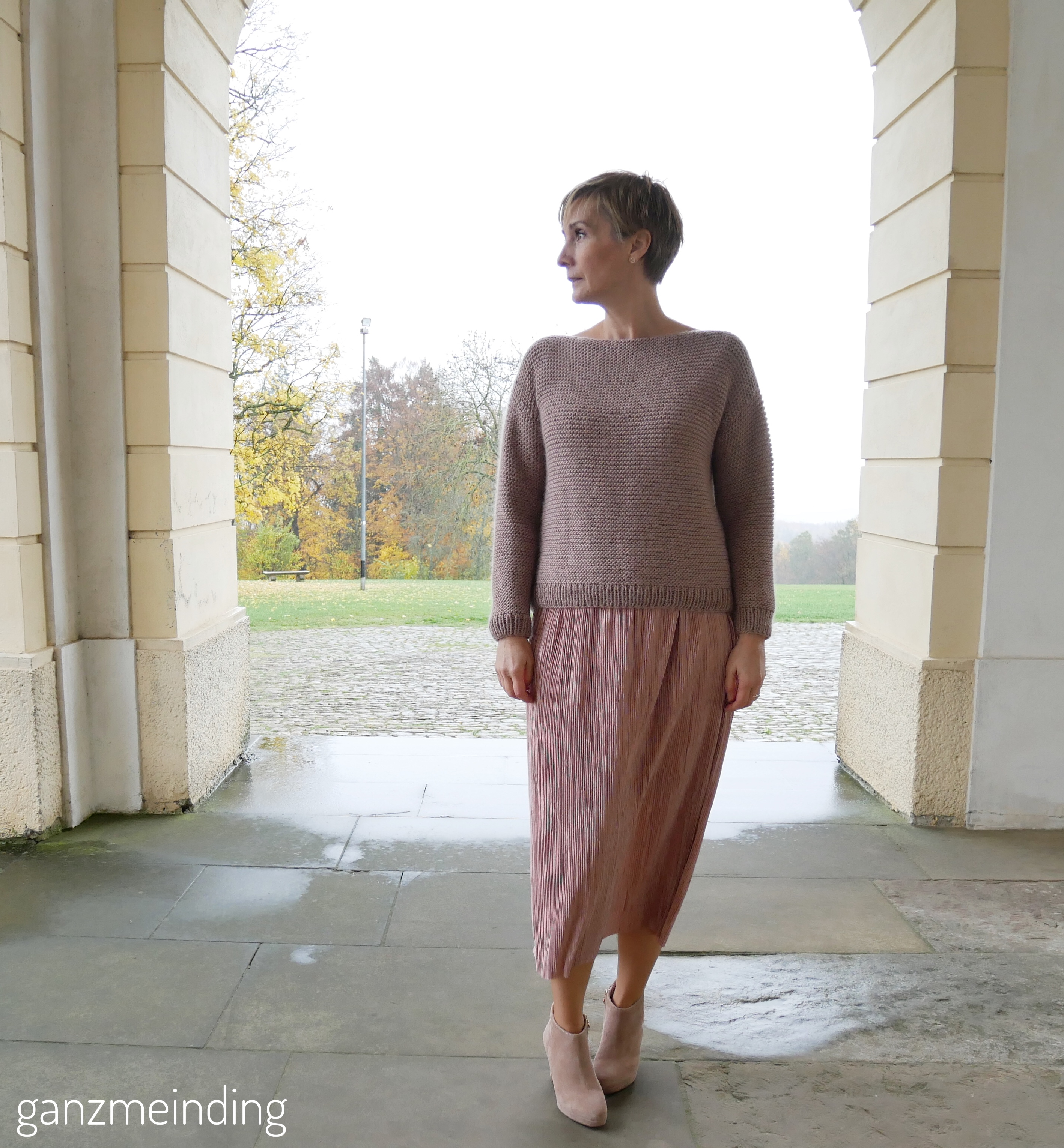 Plisseerock und Dalston Sweater von We are knitters genäht von ganzmeinding 03