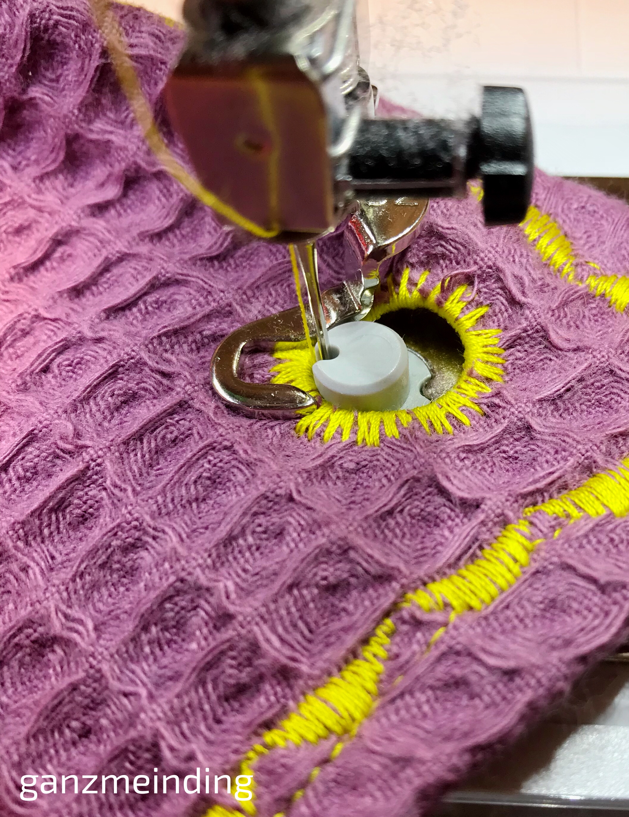Lochstickeinrichtung Bernina_Geschirrtücher_Tutorial_ganzmeinding16