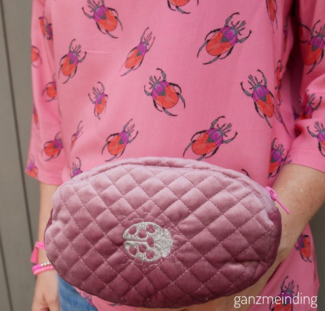 ganzmeinding: Frau Smilla Hedi näht Hamburger Liebe Gürteltasche 04