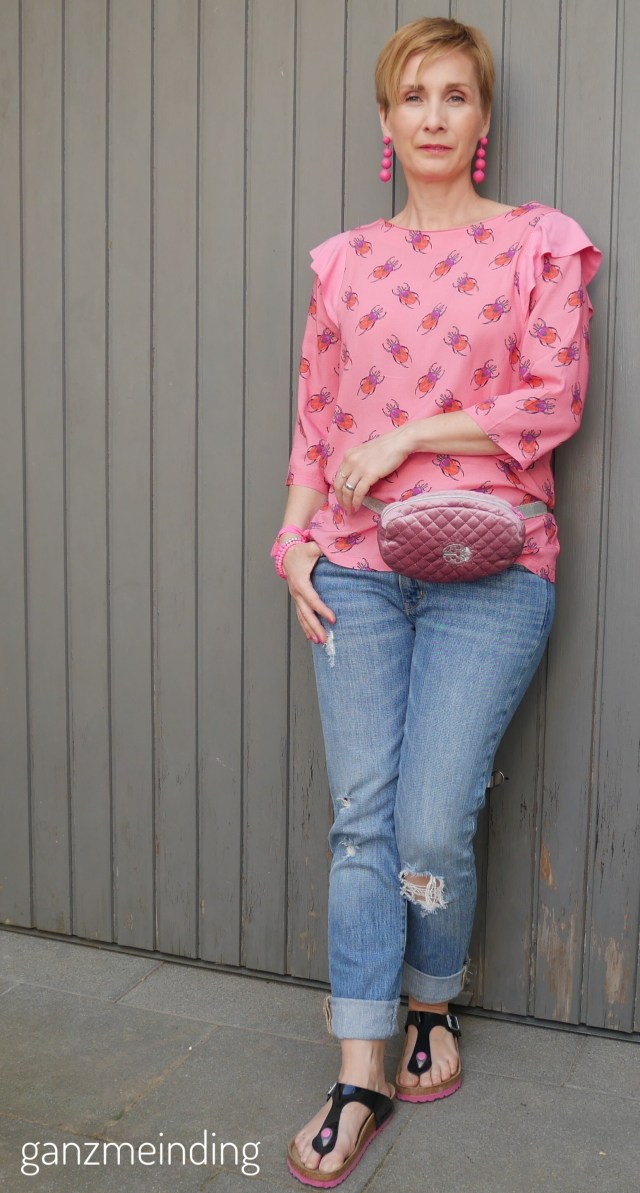 ganzmeinding: Frau Smilla Hedi näht Hamburger Liebe Gürteltasche 03