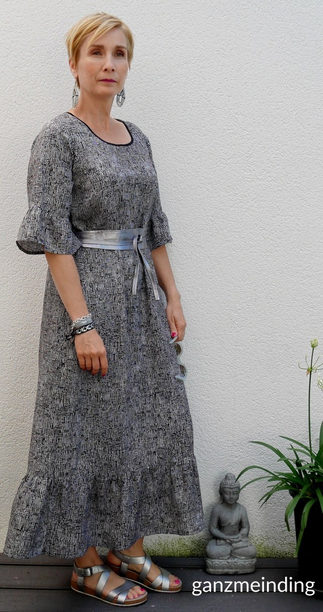 Kleid mit Rüschen, Dana Lübke, Tutorial Ruffler Bernina, ganzmeinding 25