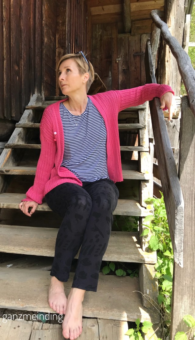 Cooler Colorado Cardigan We are Knitters, Frau Paula von Hedi näht, Shirt Odette la Maison Victor, genäht von ganzmeinding 04