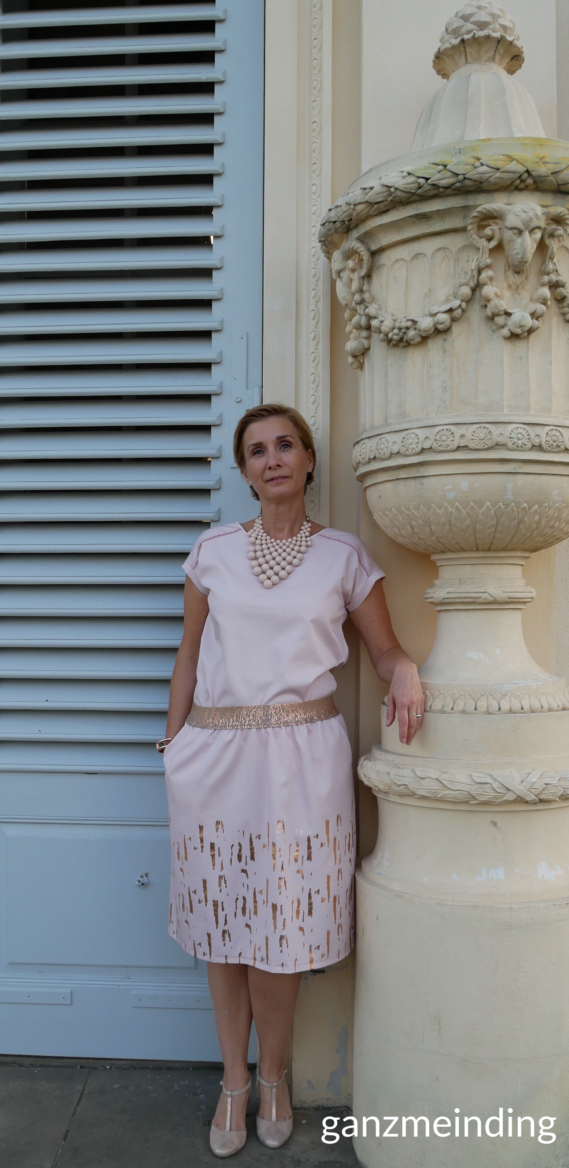 ganzmeinding: Lotte Martens Lilia Hedi näht Sommerbluse Leni pepunkt 05