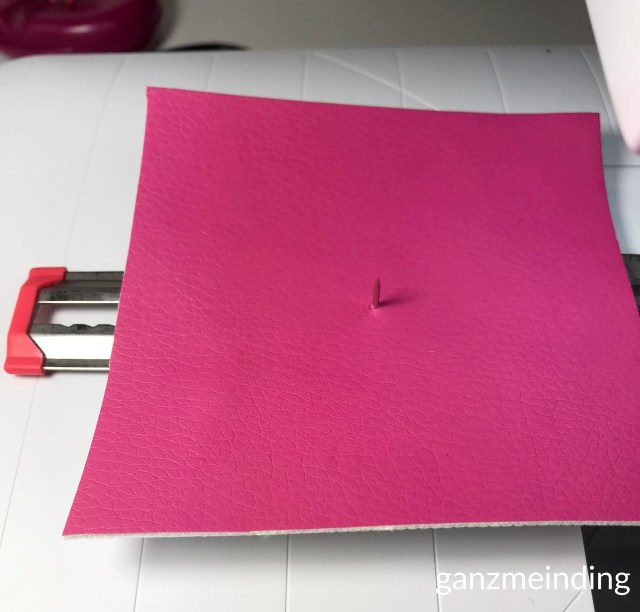 ganzmeinding: Free Tutorial Taschenbaumler Kreisstickapparat Bernina 12