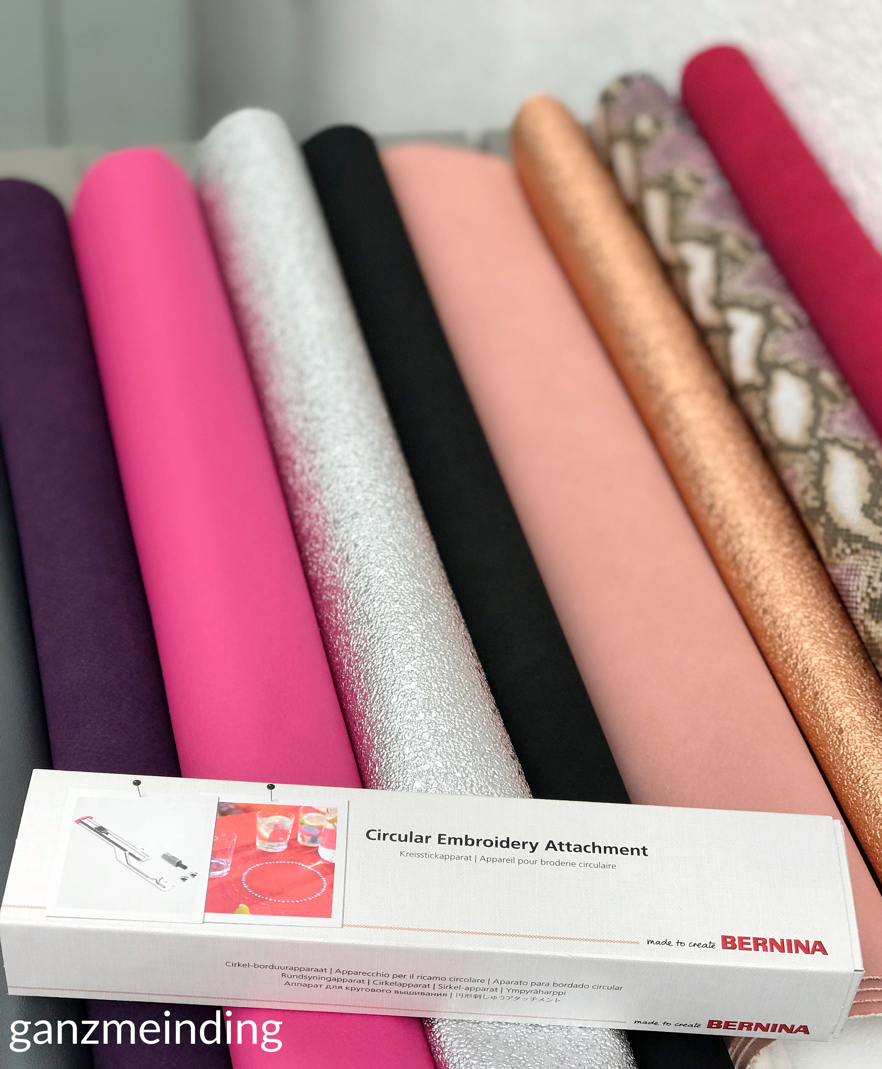 ganzmeinding: Free Tutorial Taschenbaumler Kreisstickapparat Bernina 05