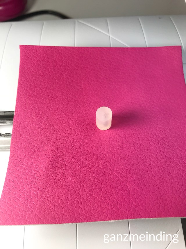 ganzmeinding: Free Tutorial Taschenbaumler Kreisstickapparat Bernina 13