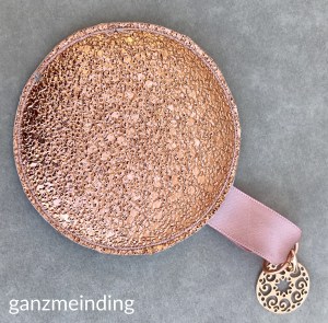 ganzmeinding: Free Tutorial Taschenbaumler Kreisstickapparat Bernina 37