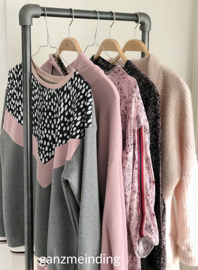 ganzmeinding: Frau Luise Hedi näht, Kleiderständer von Ziito 08