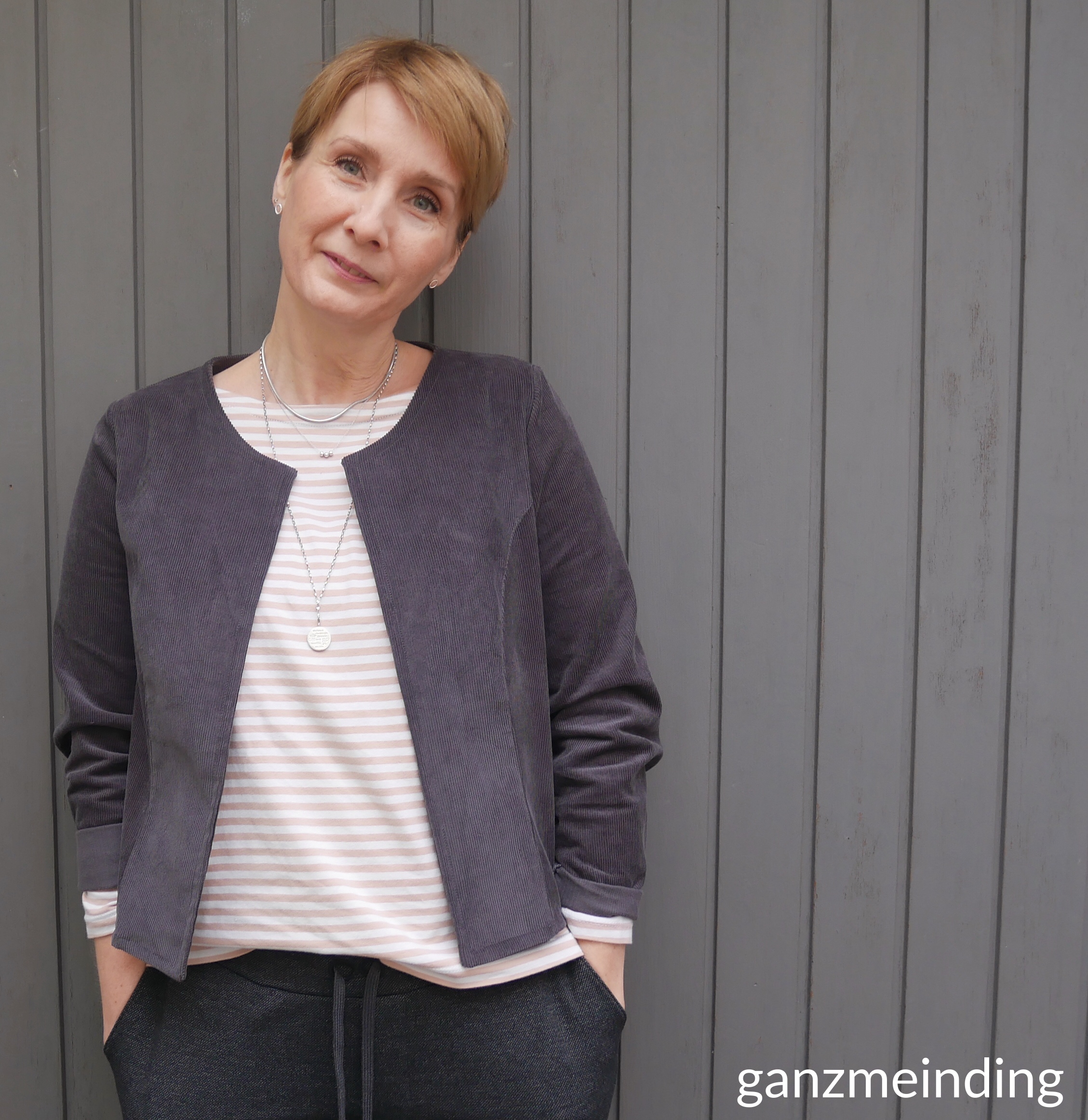 ganzmeinding: Mona LMV, Cord Robert Kaufmann, Timpe Tee, Frau Paula Hedi näht 02