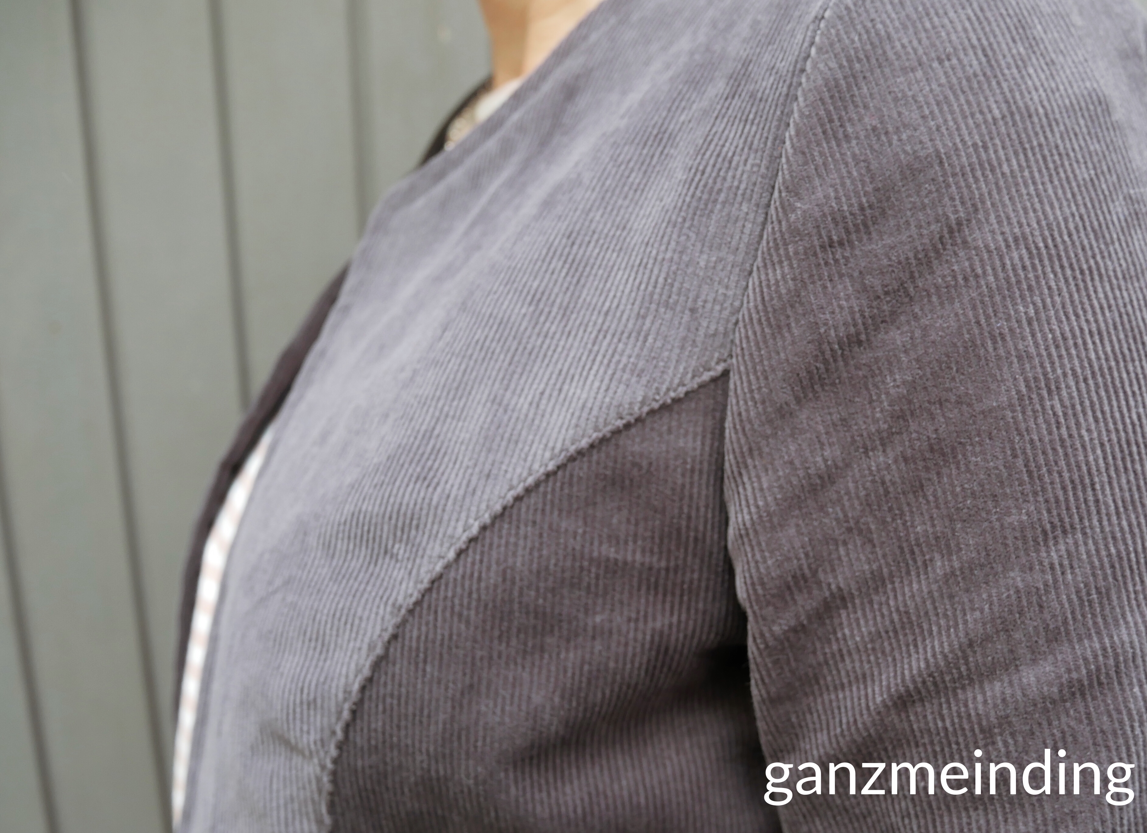 ganzmeinding: Mona LMV, Cord Robert Kaufmann, Timpe Tee, Frau Paula Hedi näht 05