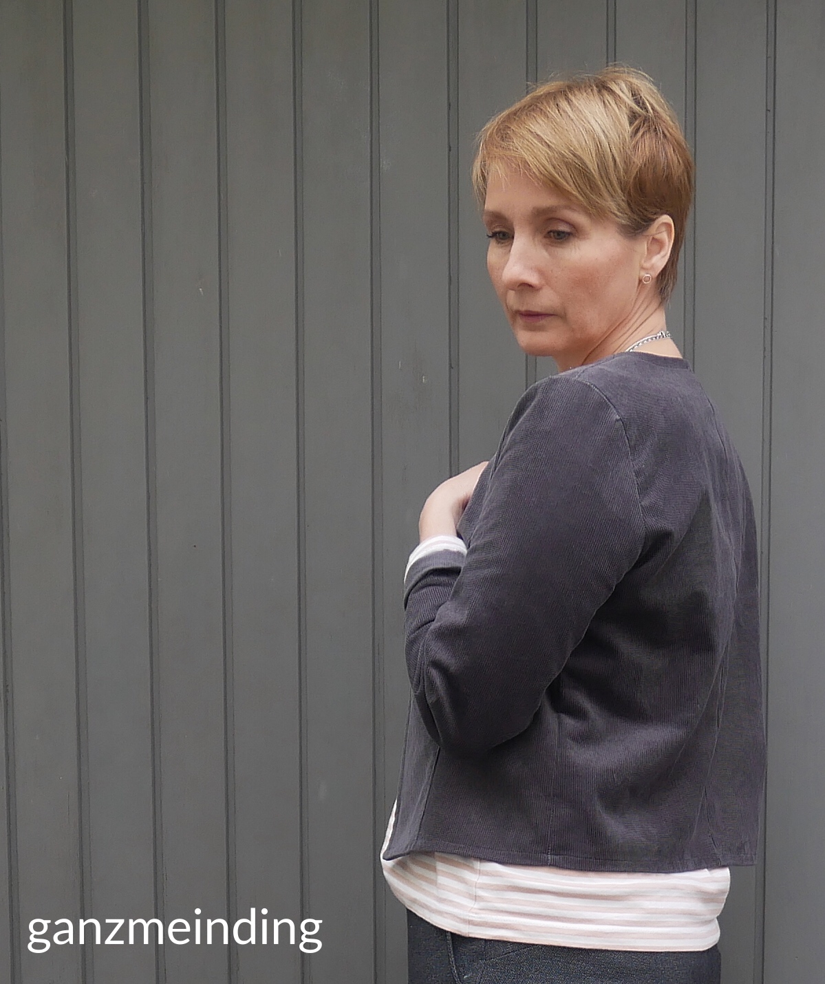 ganzmeinding: Mona LMV, Cord Robert Kaufmann, Timpe Tee, Frau Paula Hedi näht 06