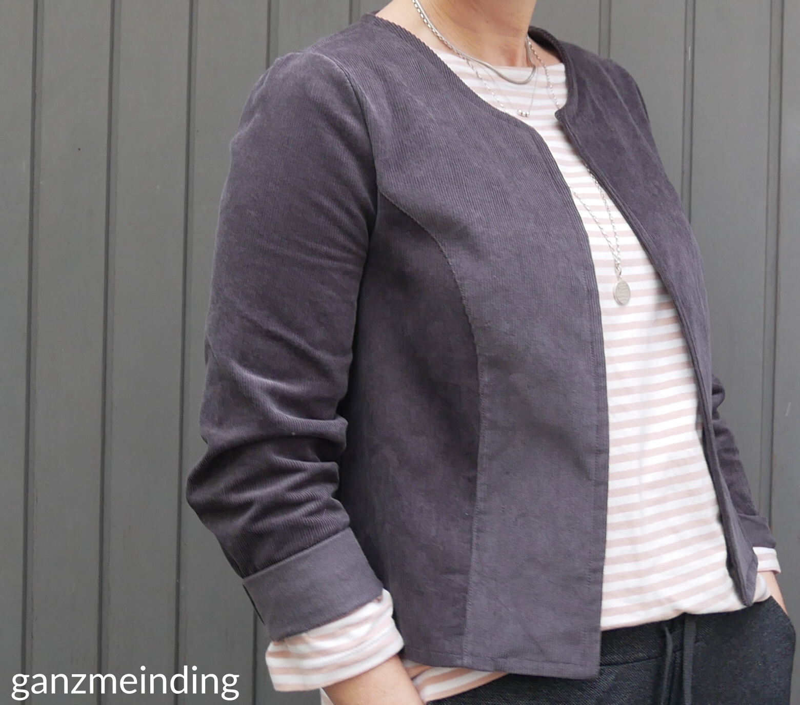 ganzmeinding: Mona LMV, Cord Robert Kaufmann, Timpe Tee, Frau Paula Hedi näht 04